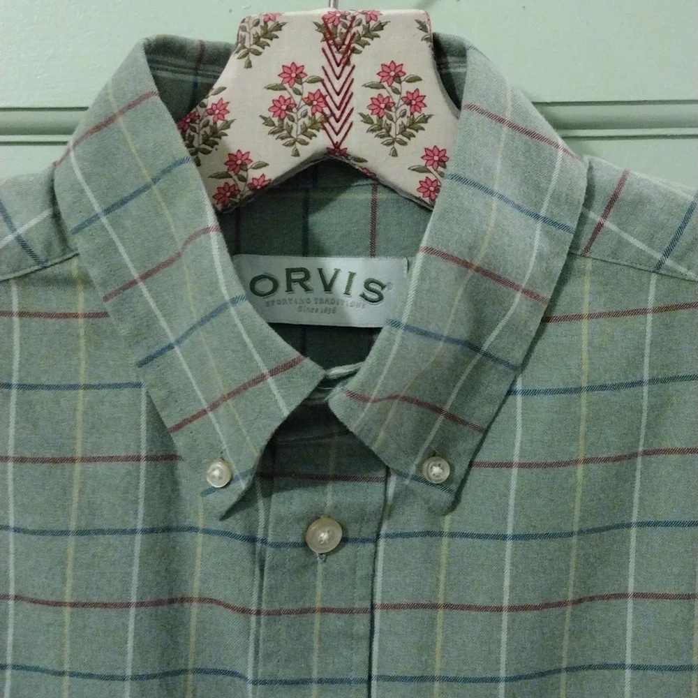 Men's Orvis size Medium dusty pistachio green check pattern button up - Picture 1 of 5
